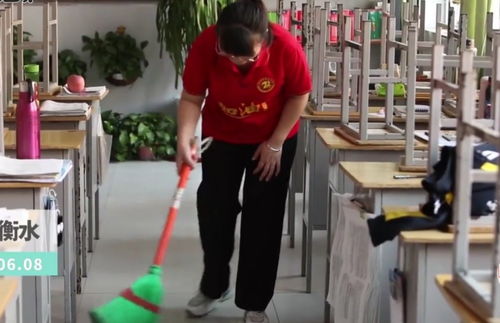 教師角色的嬗變 從傳道授業到服務行業的全能擔當